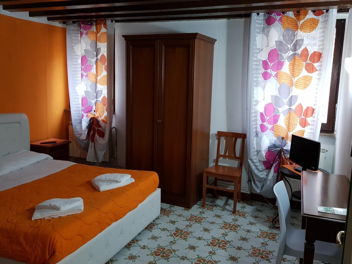 Ca' Del Sol Venezia Bed & Breakfast Exterior foto