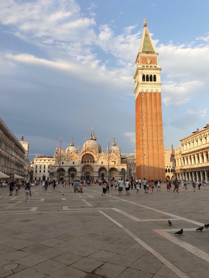 Ca' Del Sol Venezia Bed & Breakfast Exterior foto